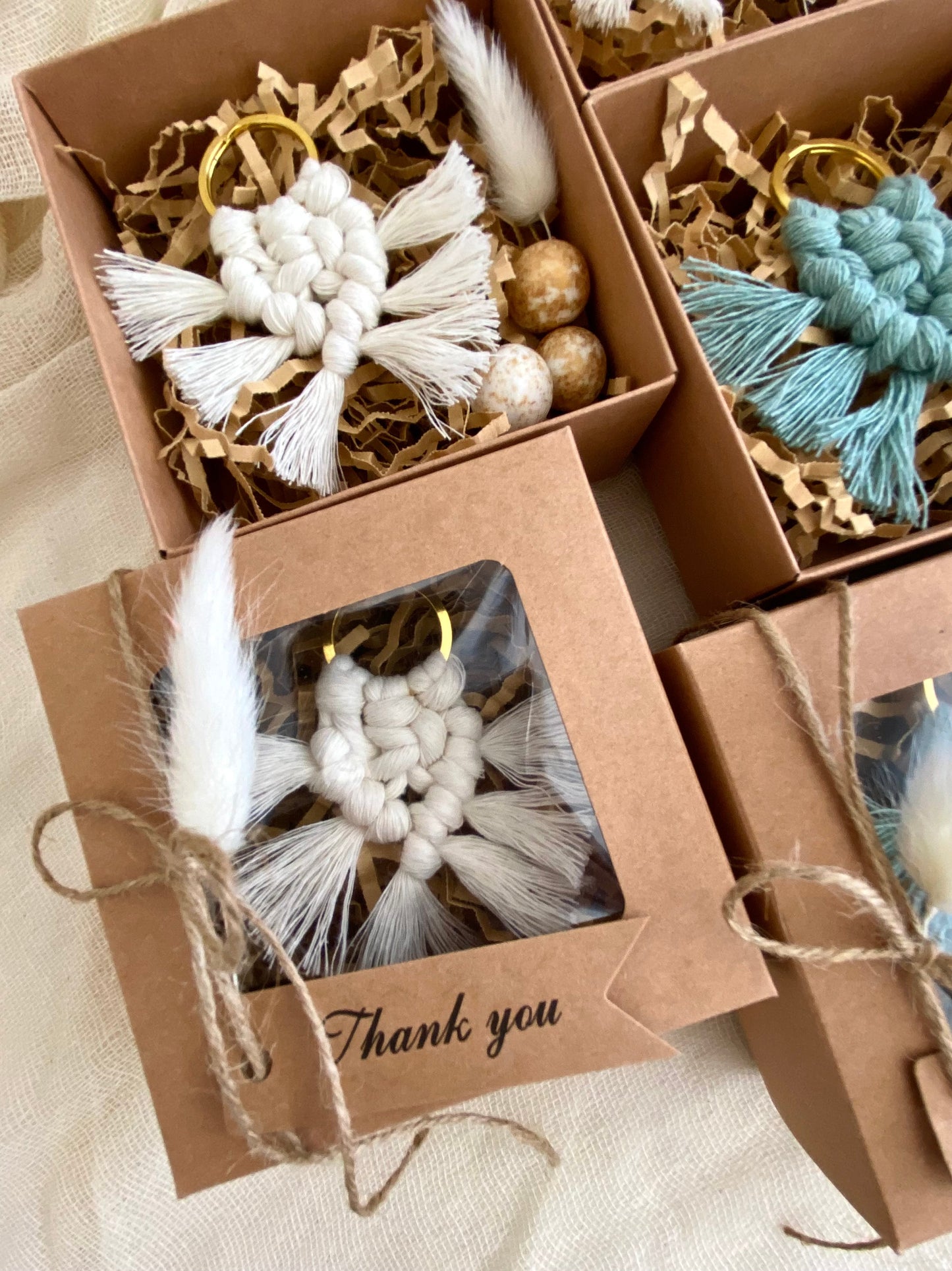 Μπομπονιέρα Mini Μακραμέ Μπρελόκ σε Κουτάκι