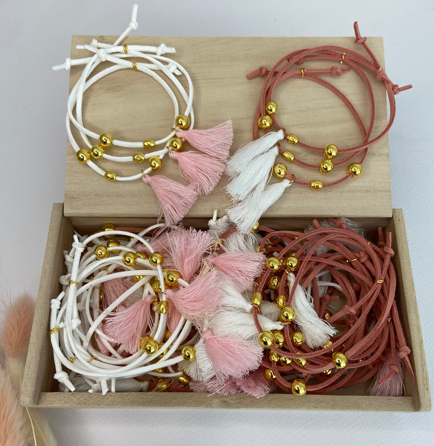 Μαρτυρικό Βραχιόλι Δέρμα με Διάτρητο Σταυρό