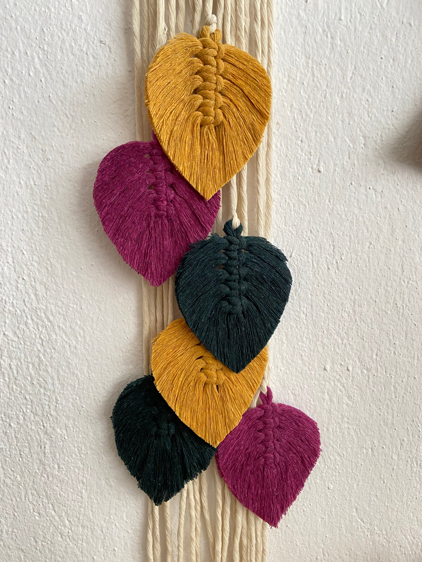 Macrame Leaves Long Tie