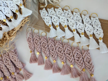 Μπομπονιέρα Grande Μακραμέ Μπρελόκ Με Σταυρουδάκι