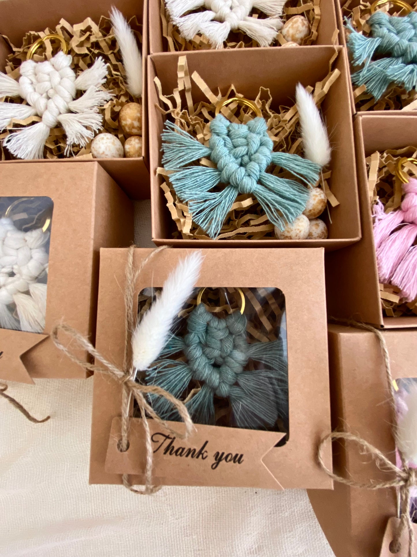 Μπομπονιέρα Mini Μακραμέ Μπρελόκ Σε Κουτάκι