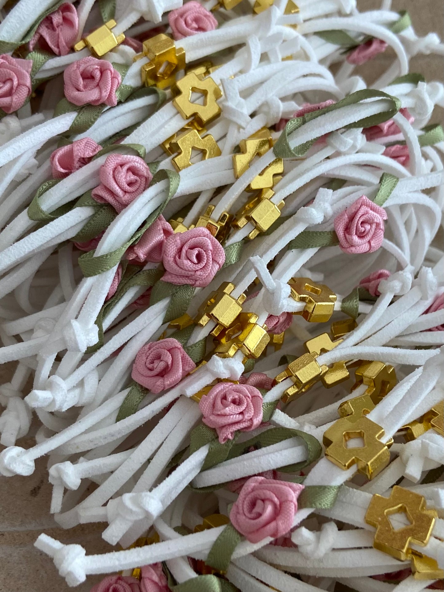 Μαρτυρικό Βραχιόλι Δέρμα με Λουλουδάκι