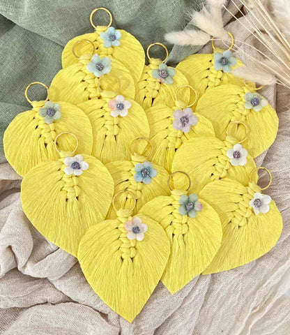 Μπομπονιέρα Μακραμέ Φύλλο με Λουλουδάκι